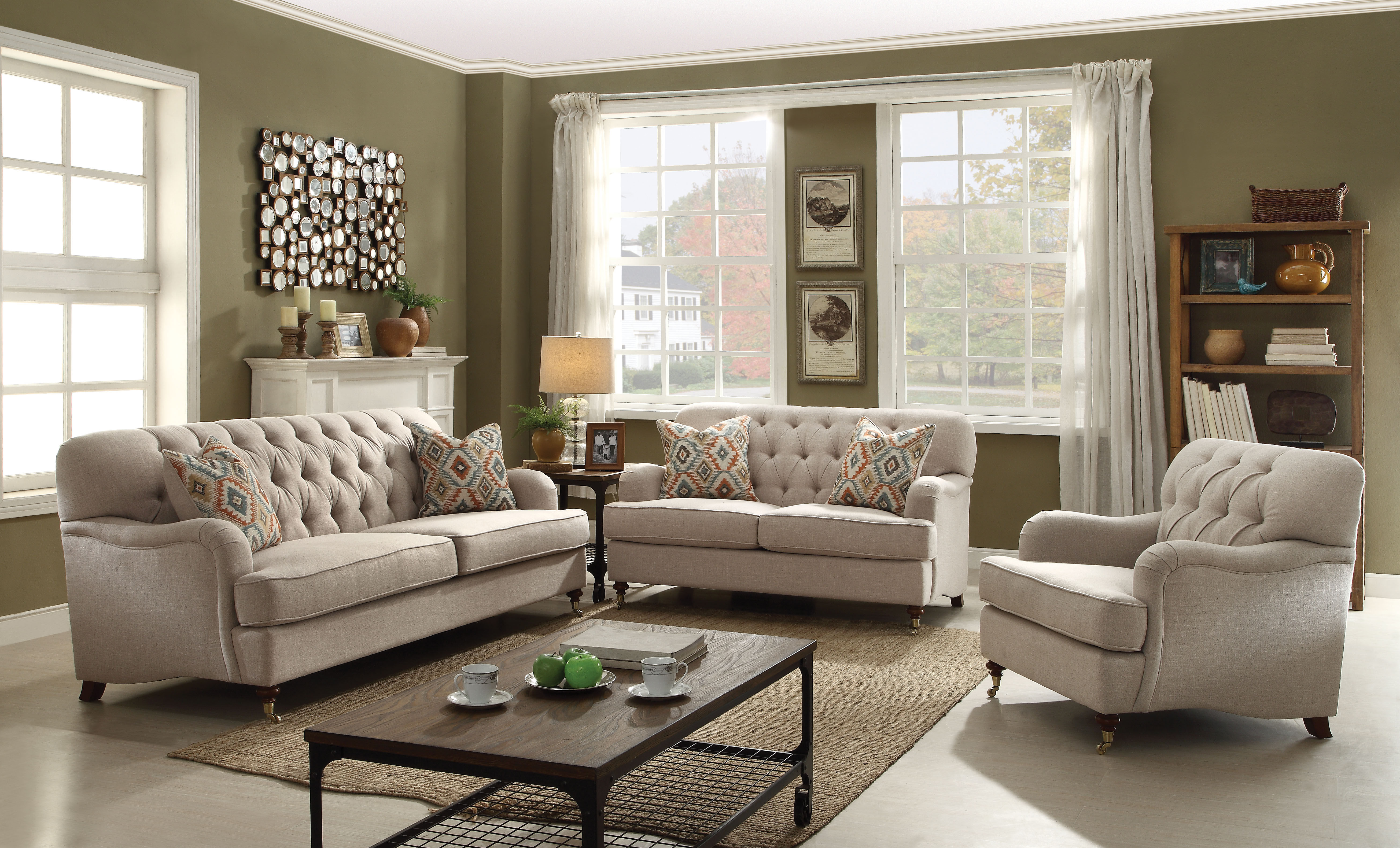 Sofa (w/2 Pillows)