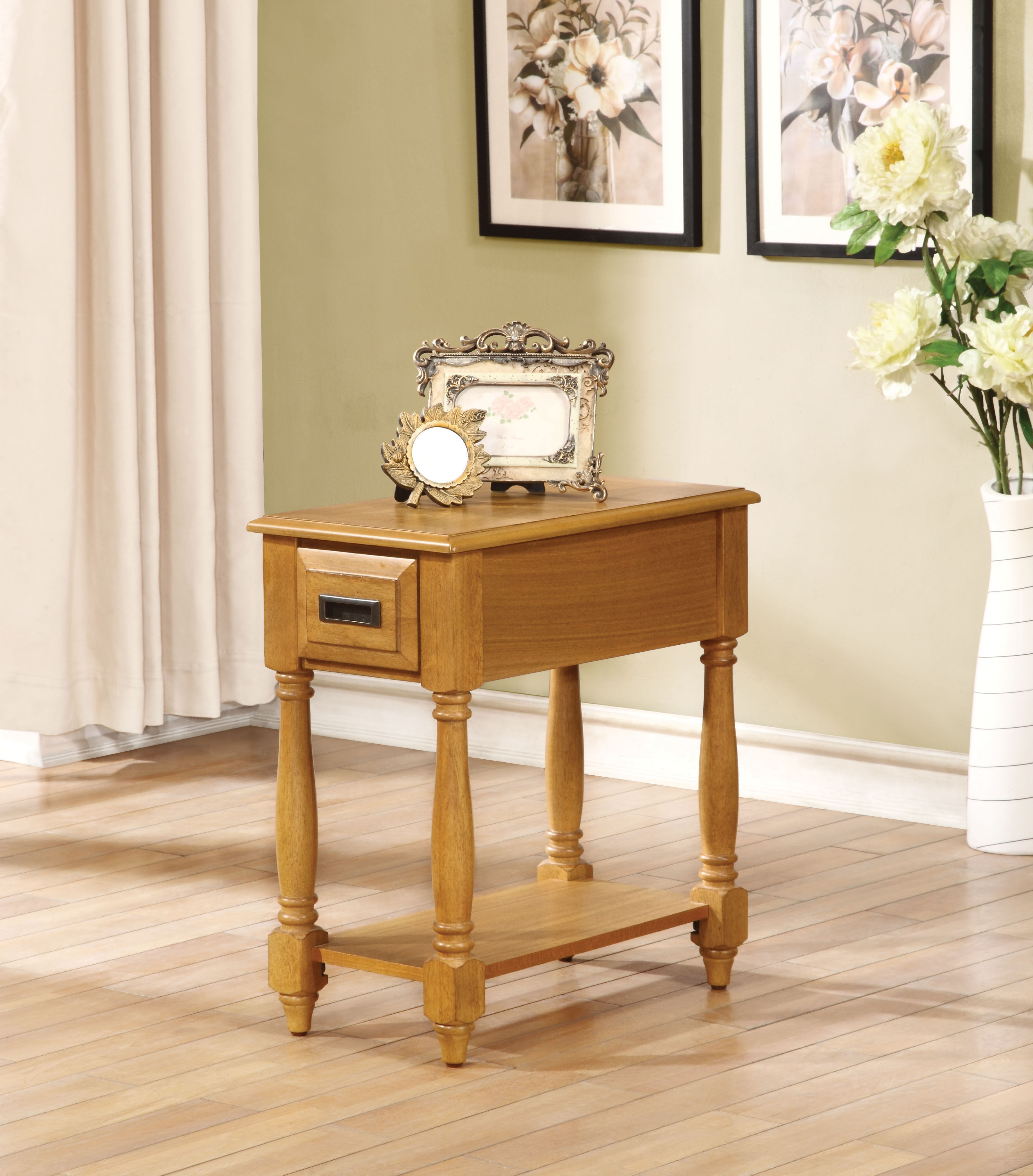 Accent Table