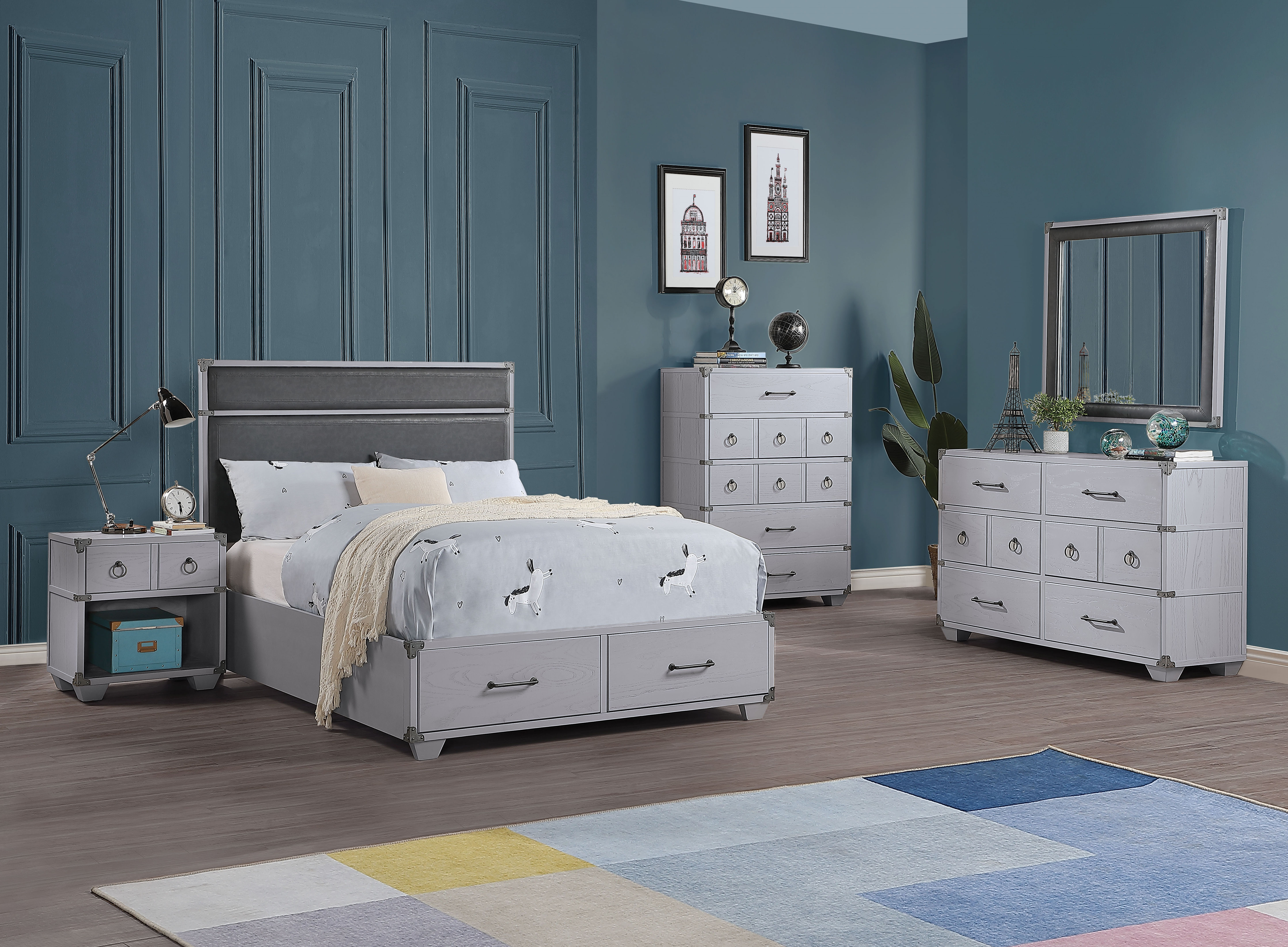 Full Bed w/Storage
