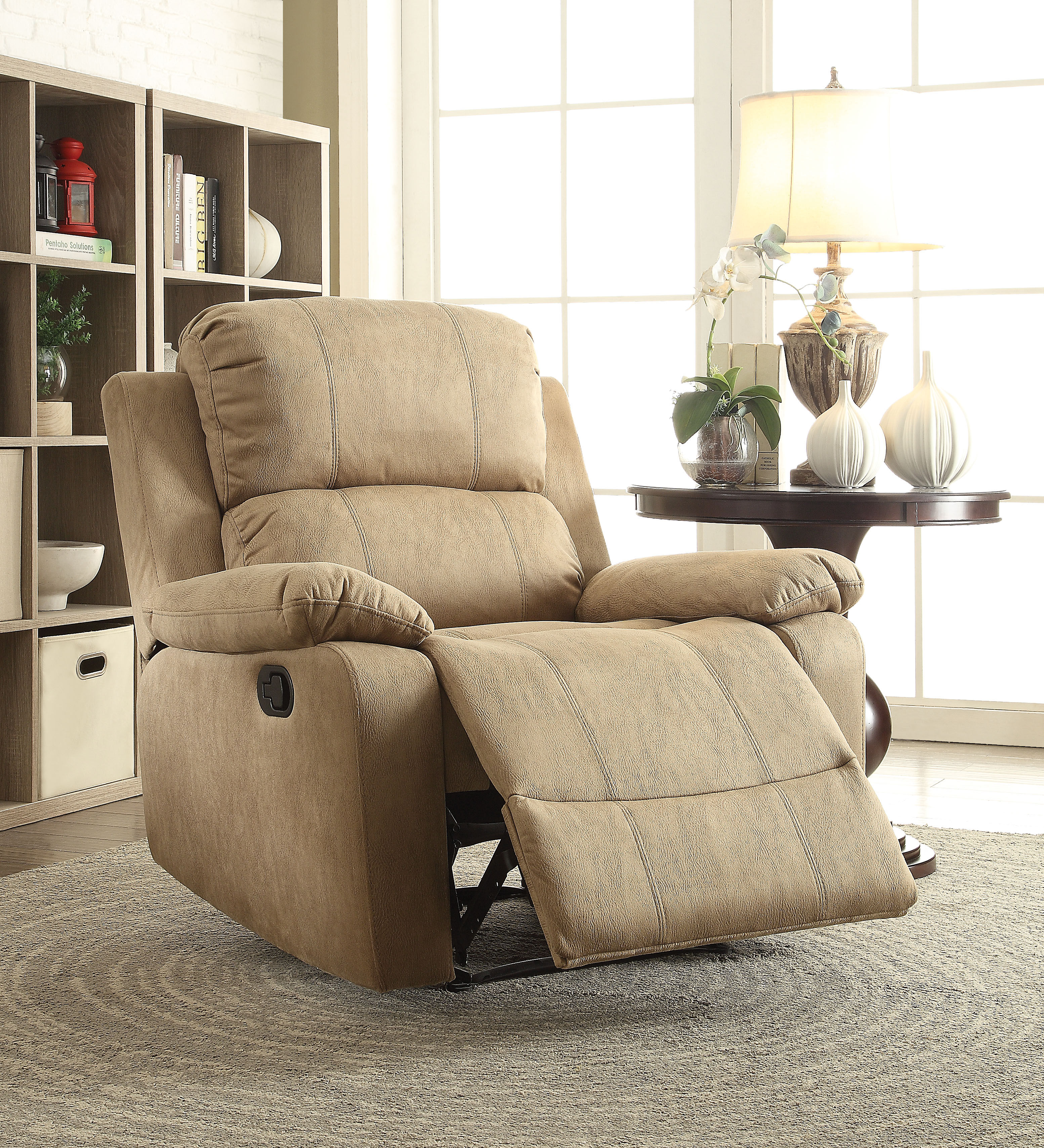 Recliner (Motion)