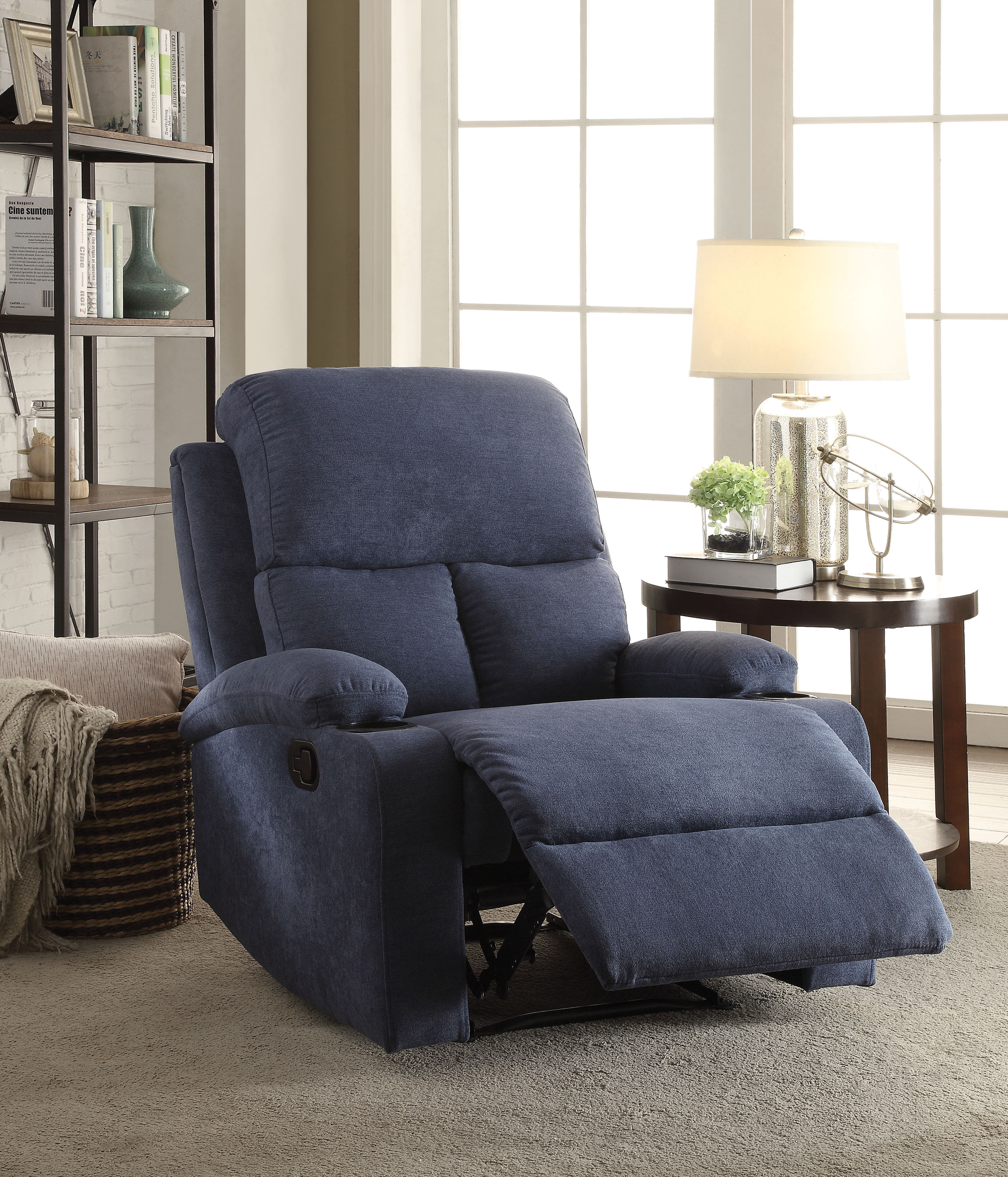 Recliner (Motion)