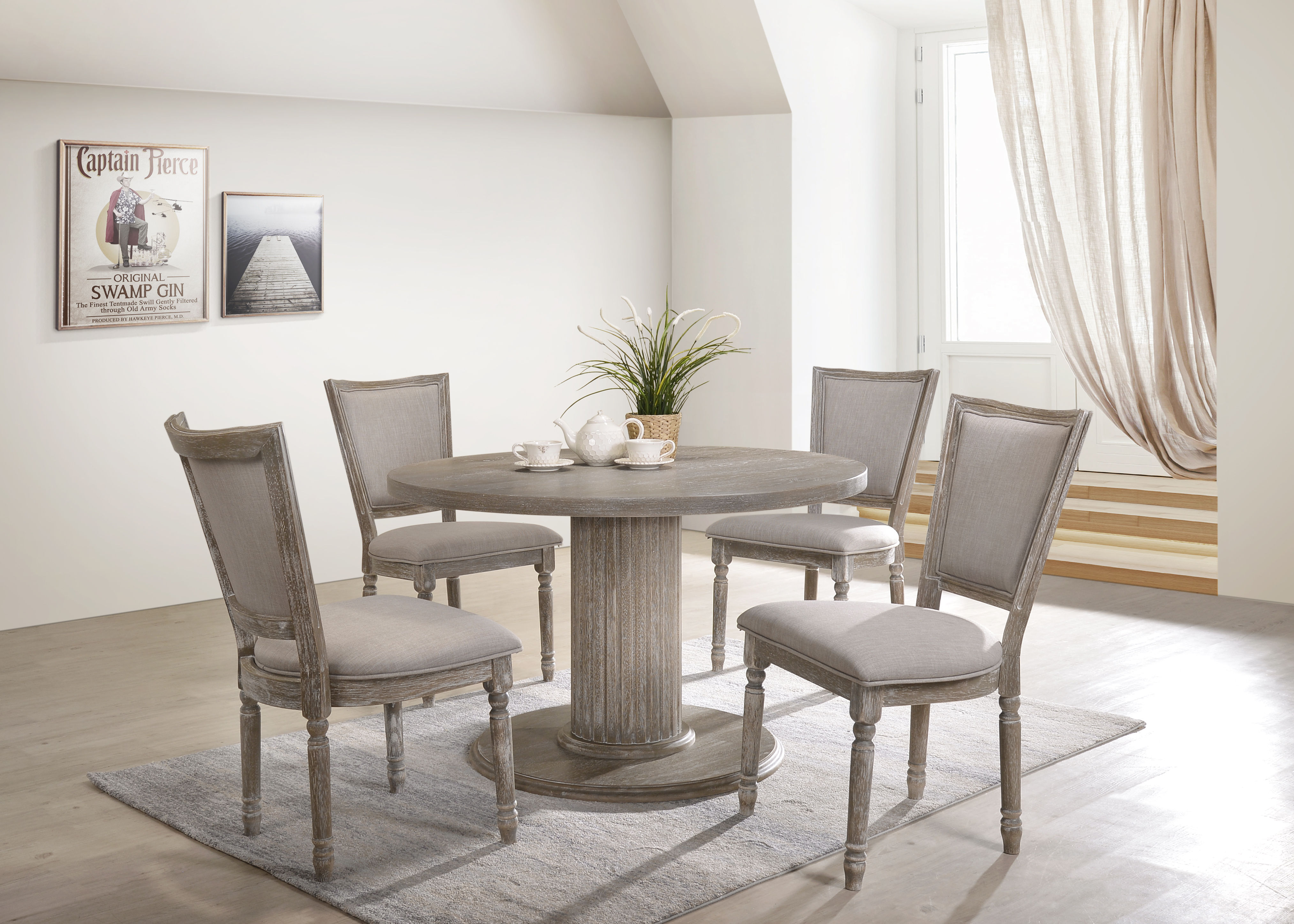 Dining Table w/Single Pedestal