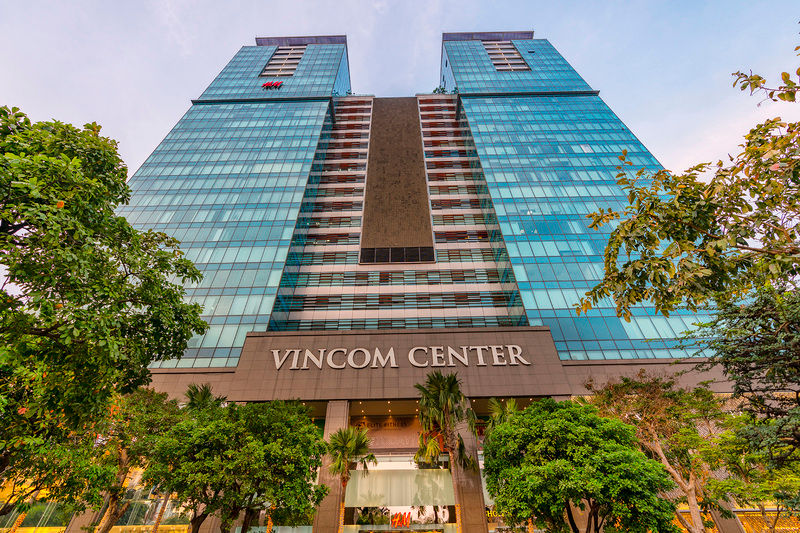 vincom-dong-khoi-trung-tam-mua-sam-quan-1