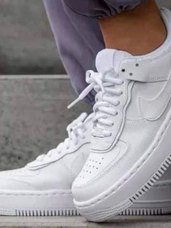 Top 10 sneaker nữ hot nhất 2022 không nên bỏ lỡ