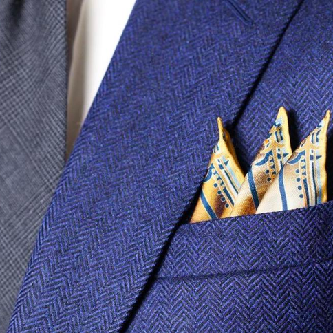 Pocket Square là gì? Gợi ý những kiểu gấp Pocket Square lịch lãm dành cho nam 
