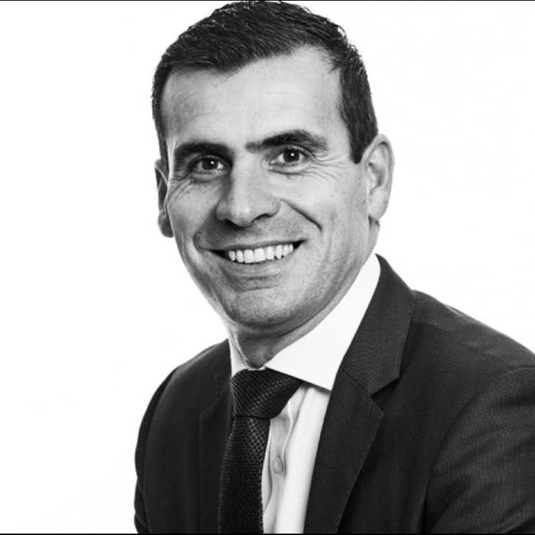 Writer: Stewart Sanderson, Brooks Macdonald