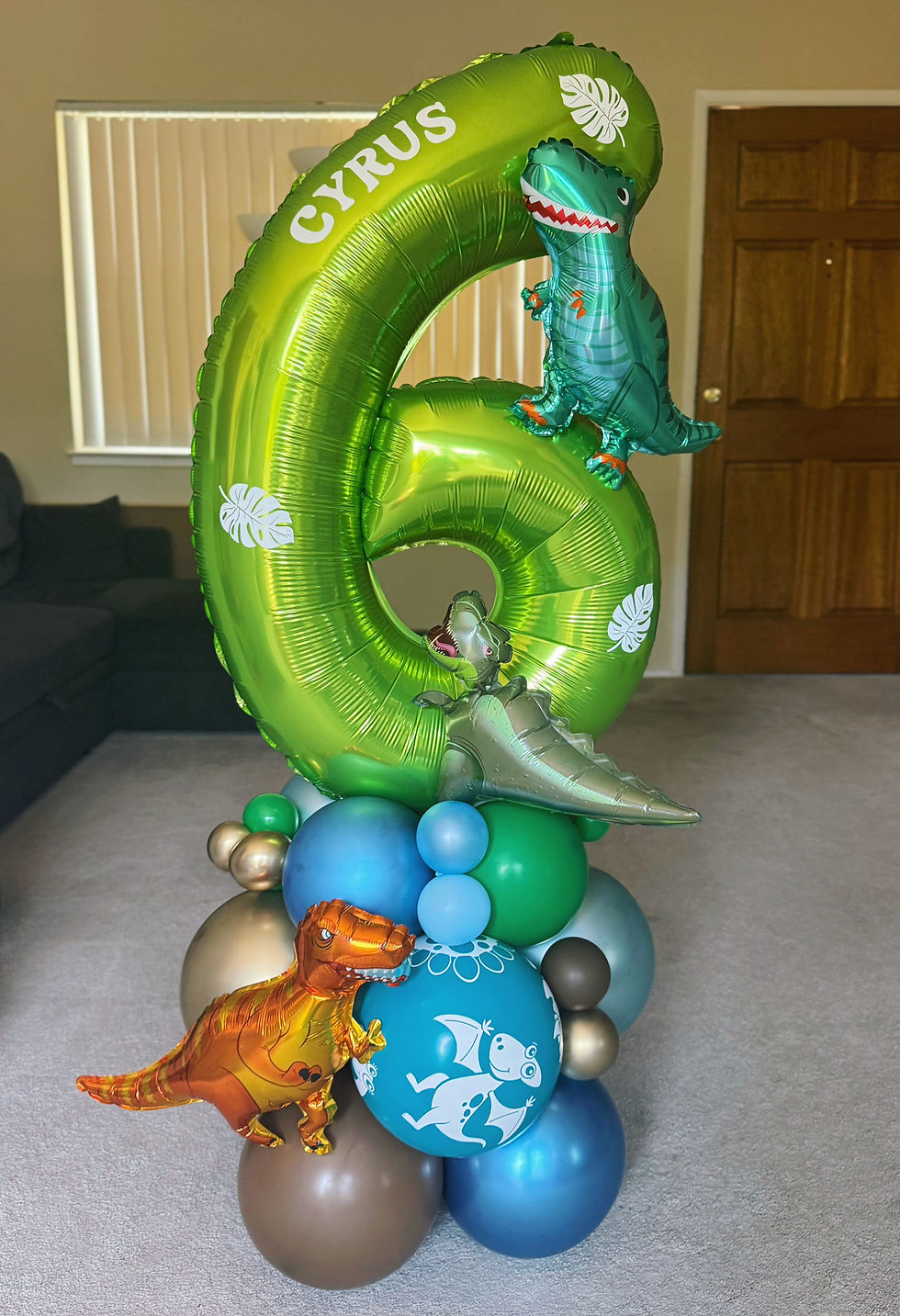 Balloon bouquet dinosaur