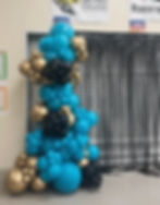Freestanig balloon garland