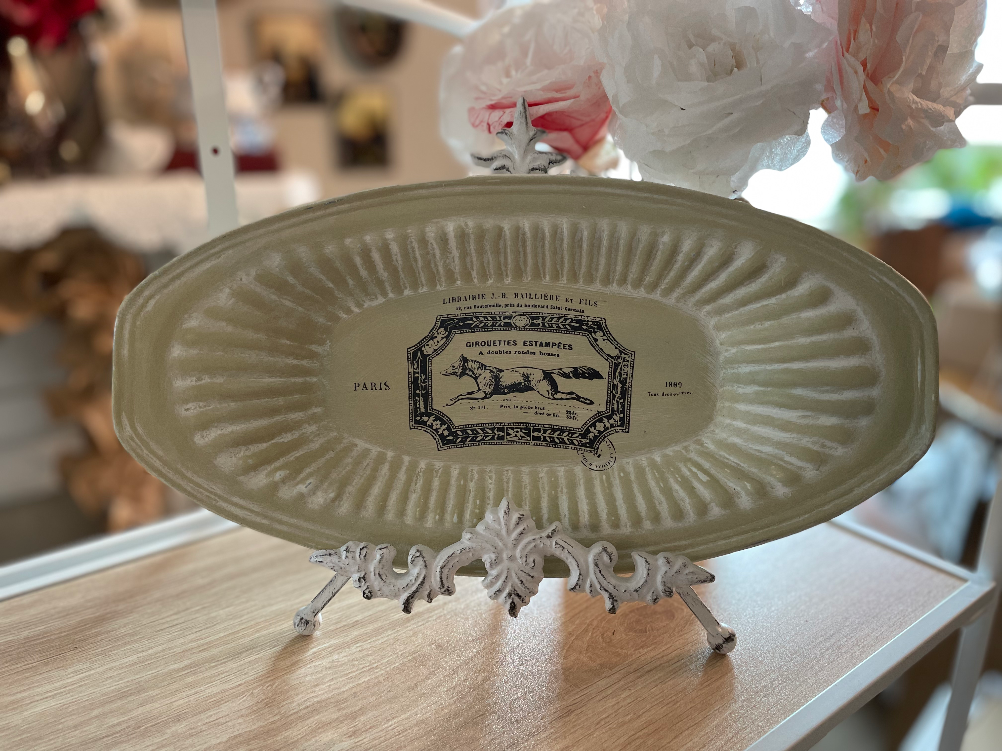 Front view of Lula Boo's upcycled hand painted silver tray, "The English Fox".