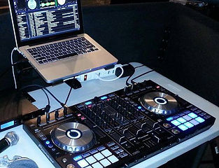 dj deck.jpg
