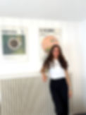 Léa Battistolo dans son cabinet