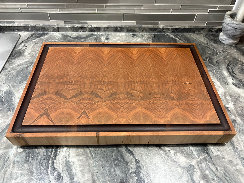 Thumbnail: End grain cutting board made of ambrosia maple and black walnut 