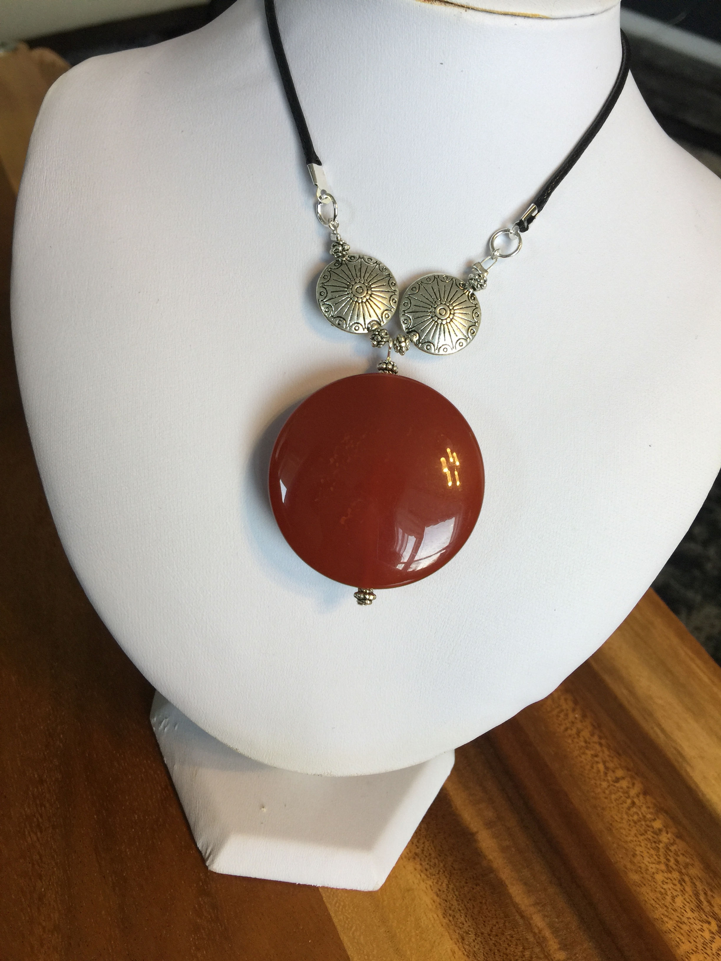 Carnelian Agate Necklace - Bold and Beautiful