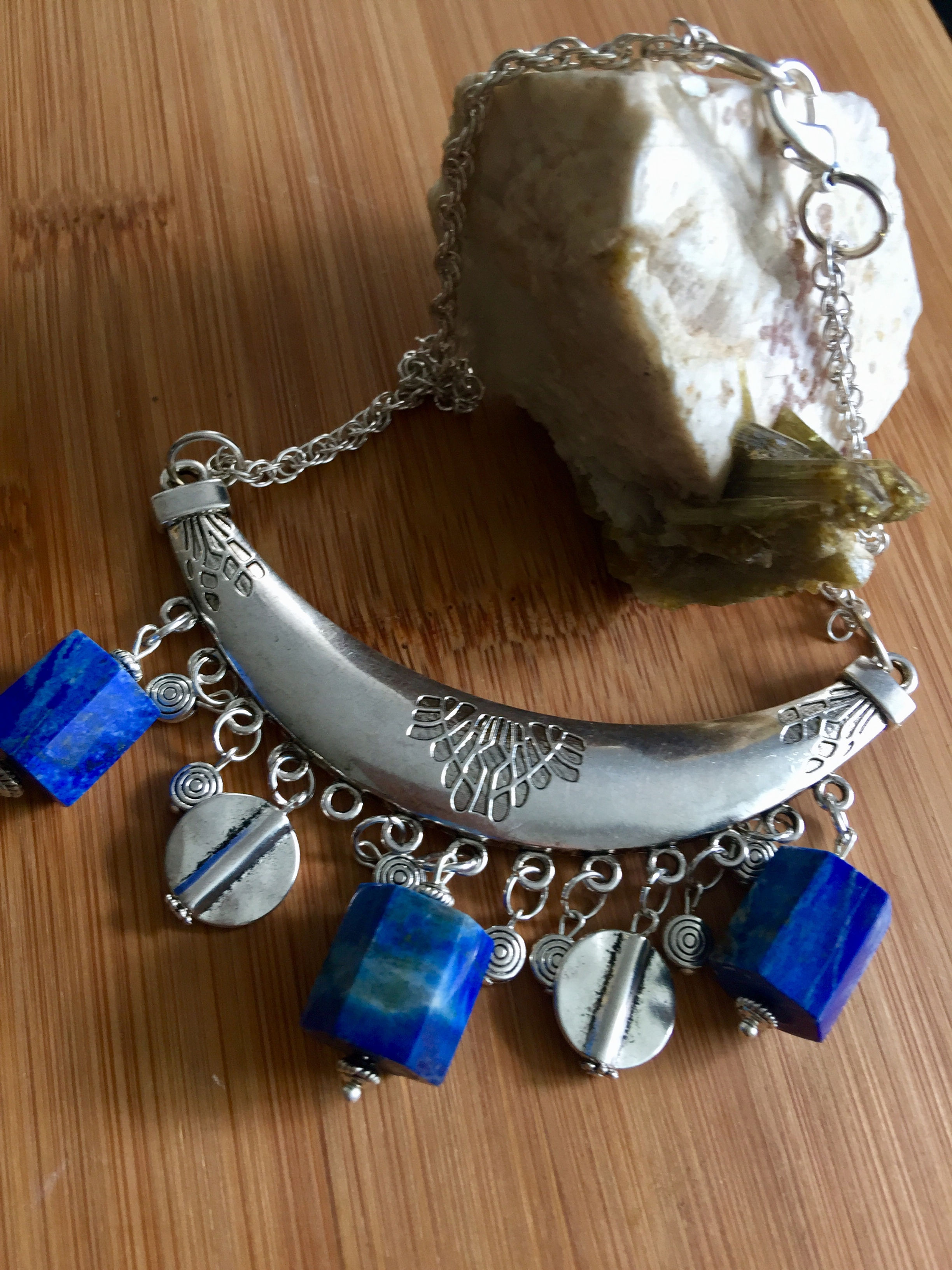 Beautiful Lapis Lazuli Stone Choker