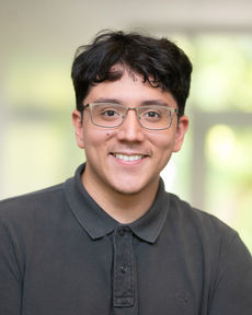 LinkedIn-ready business portrait taken by Paul Carrizales Photography in Houston