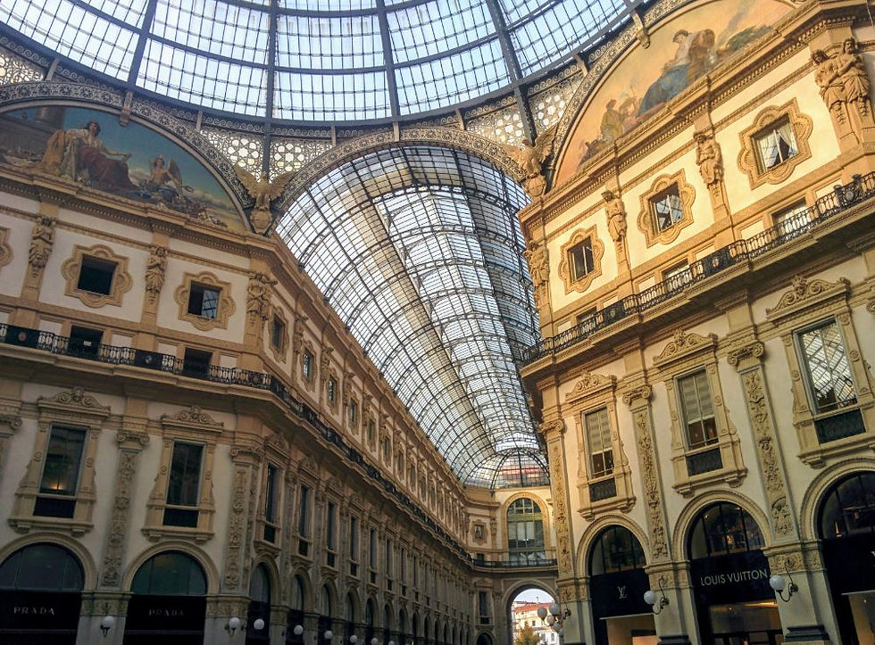 La Galería Víctor Manuel es de los lugares más espectaculares de Milán