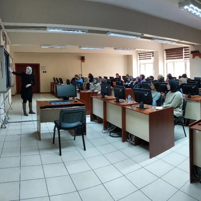 Doç. Dr. Seda OKUMUŞ