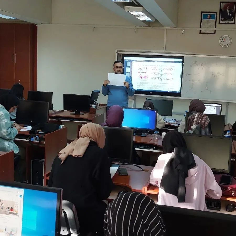 Prof. Dr. Suat ÜNAL