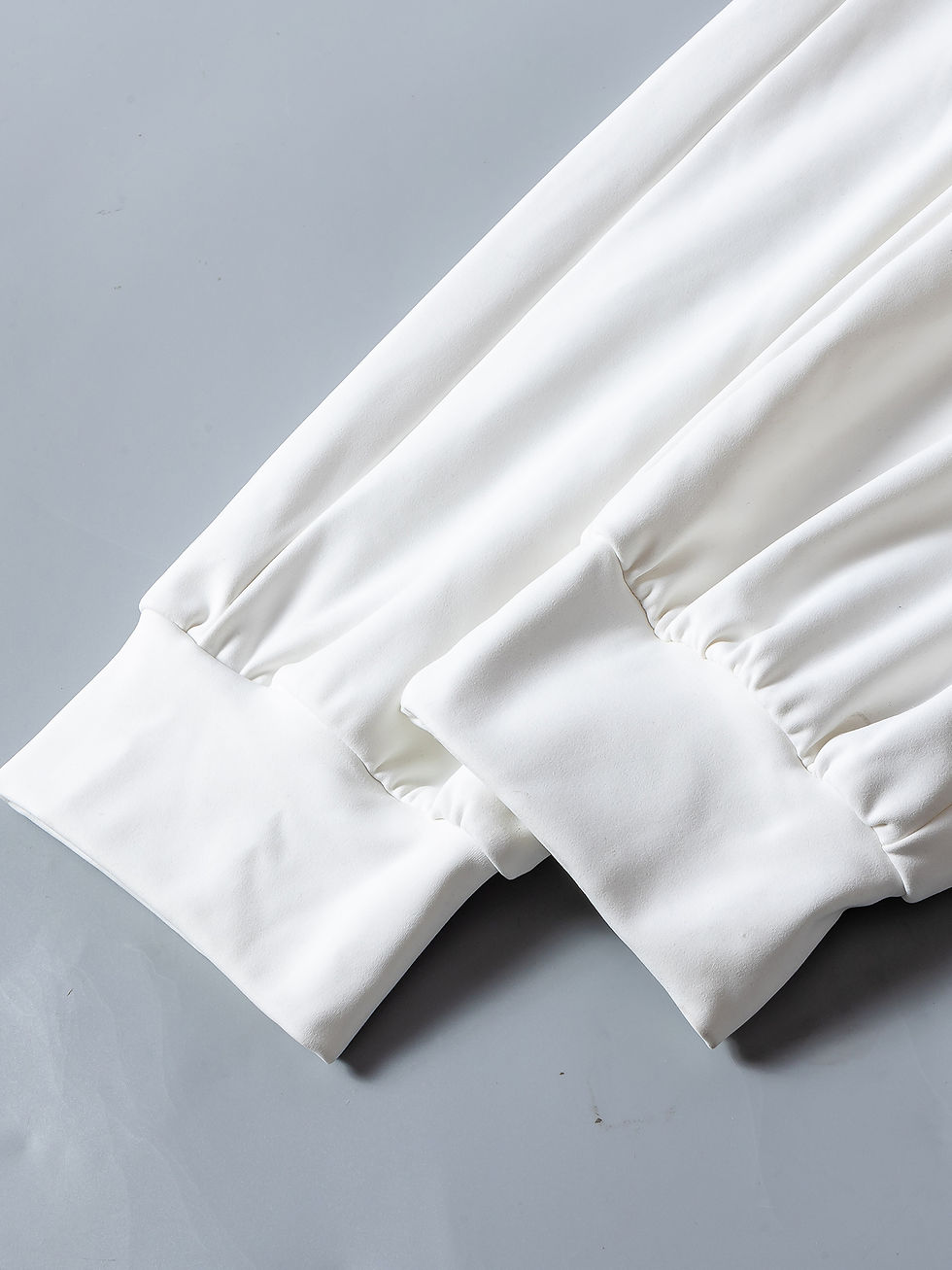 Thumbnail: Fleece-Lined Sweatpants – Winter | Movea