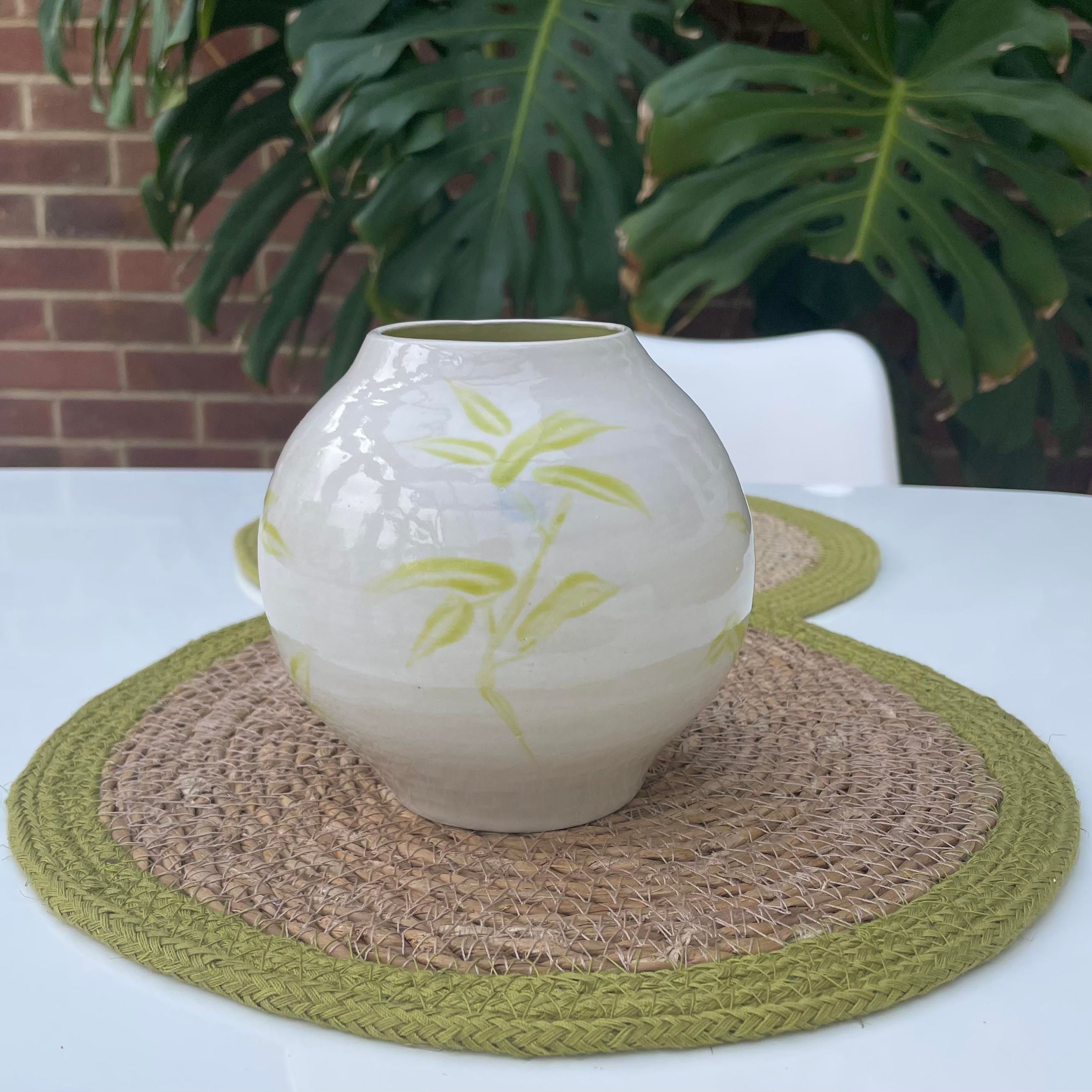Posy Vase - Bamboo lime