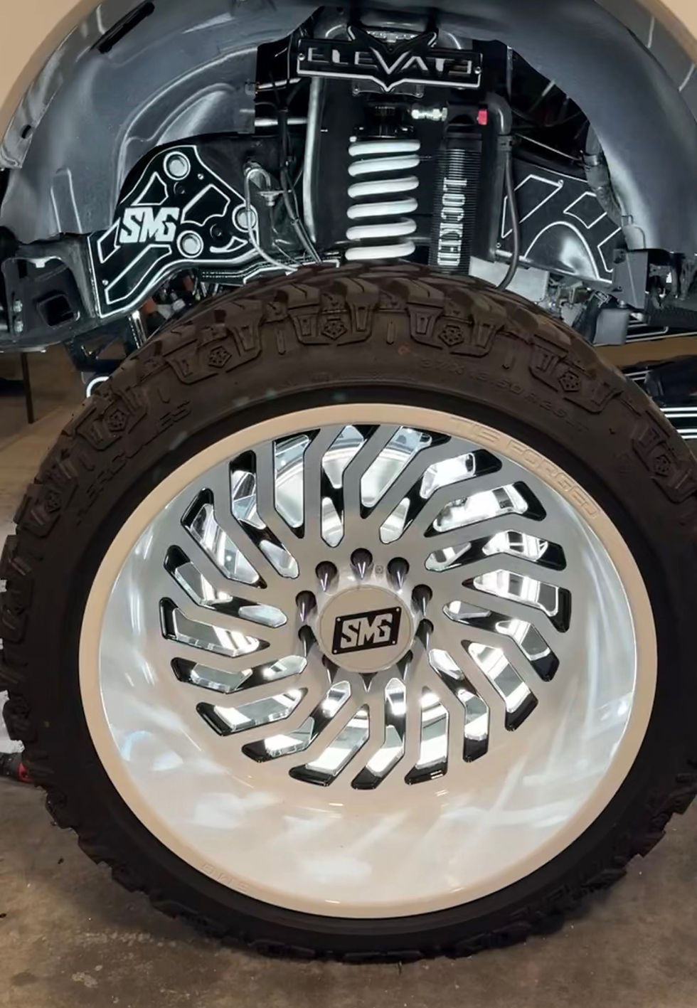 Thumbnail: 20" BRAKE DUST SHIELD KIT W/ DUAL OVERLAYS- FRONT & REAR (OPTIONAL WHEEL LIGHTS)