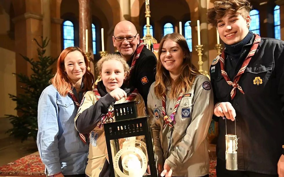 Das Friedenslicht wird in Wien an Pfadfinder aus ganz Europa übergeben (Foto: Christian Schnaubelt/rdp)