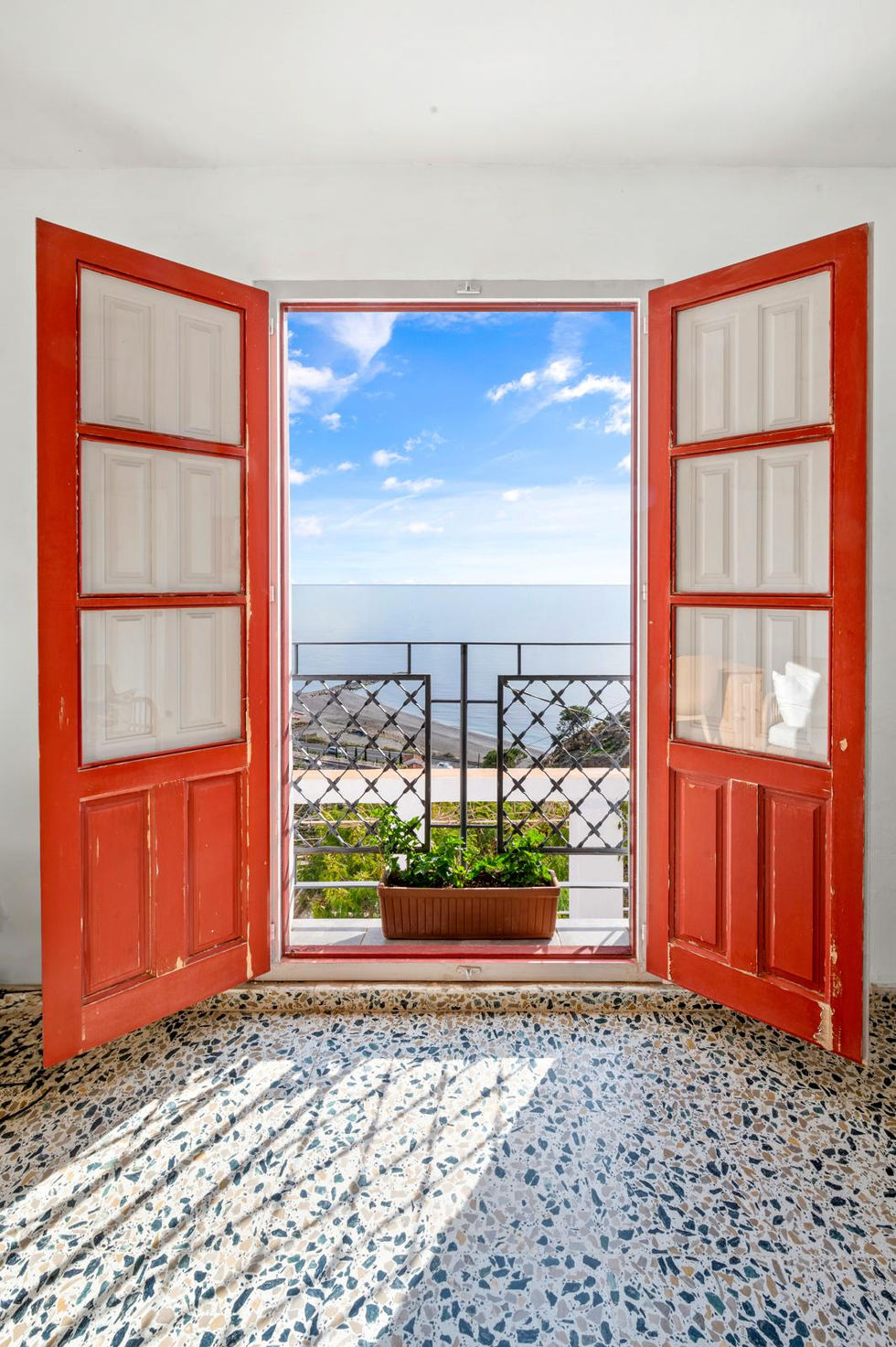 807bdefc-a4f4-451b-ab32-73b7ff748544