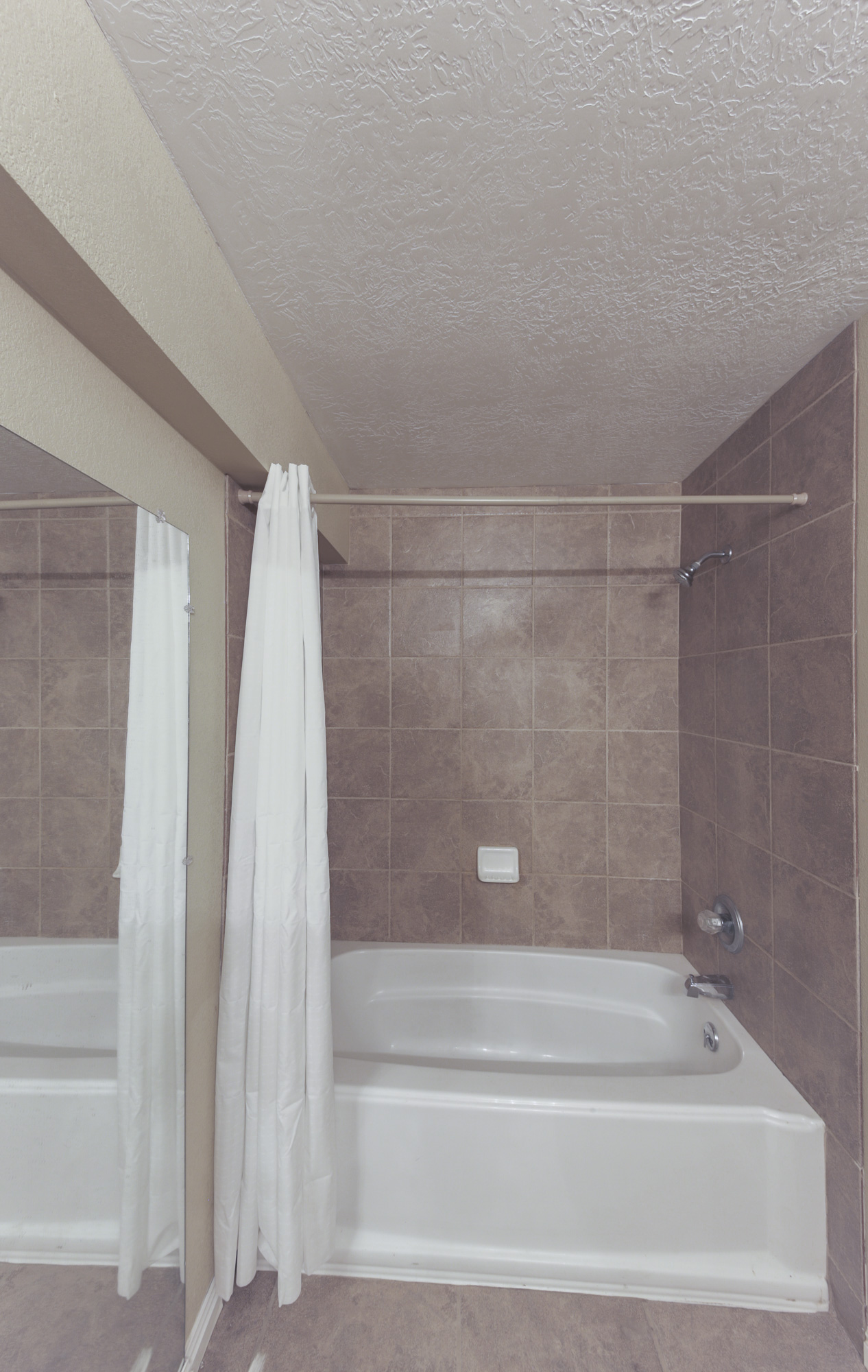 LanceHome033