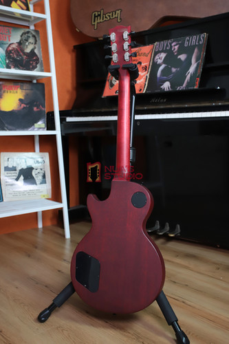 USED GIBSON LPJ SATIN CHERRY | Nua's Studio