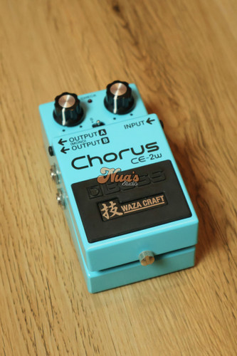 USED BOSS CE-2W WAZA CRAFT CHORUS | Nua's Studio