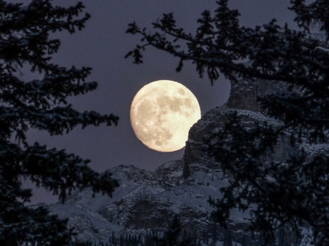 February Full Snow Moon