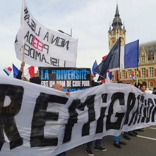 Contre-vérité — "Les immigrés maghrébins s'intègrent mal à la société française"