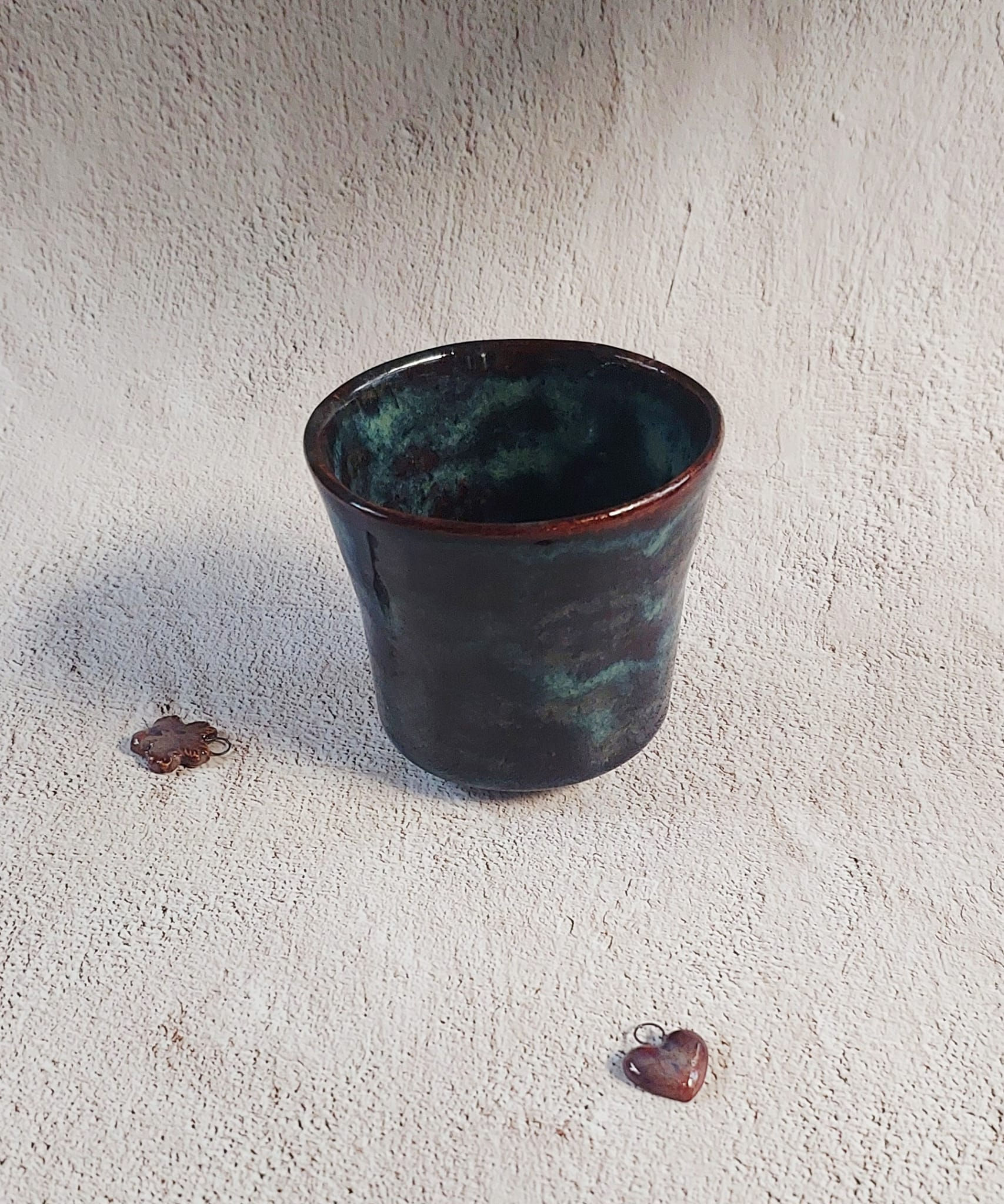 Stoneware Cup – Deep Brown & Moss