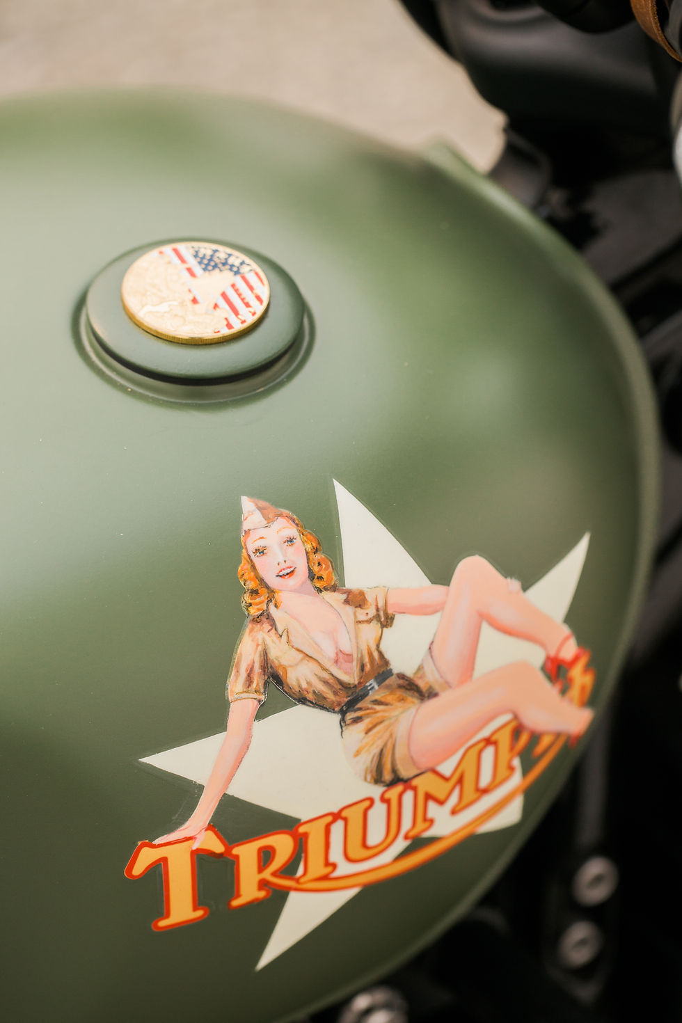 Thumbnail: Triumph - Military Green