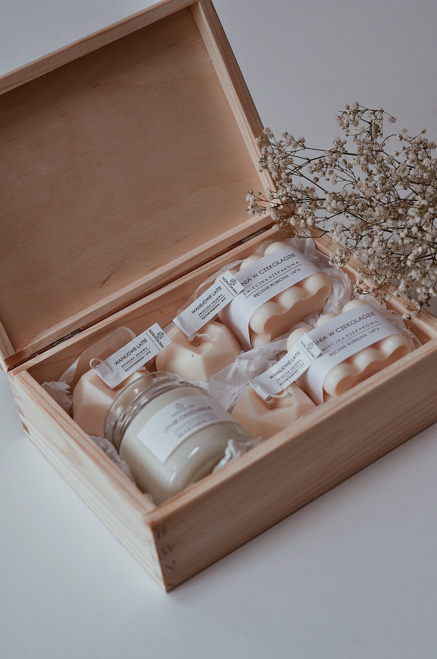 Miniatura: Box prezentowy z życzeniami - świeczki sojowe ręcznie robione