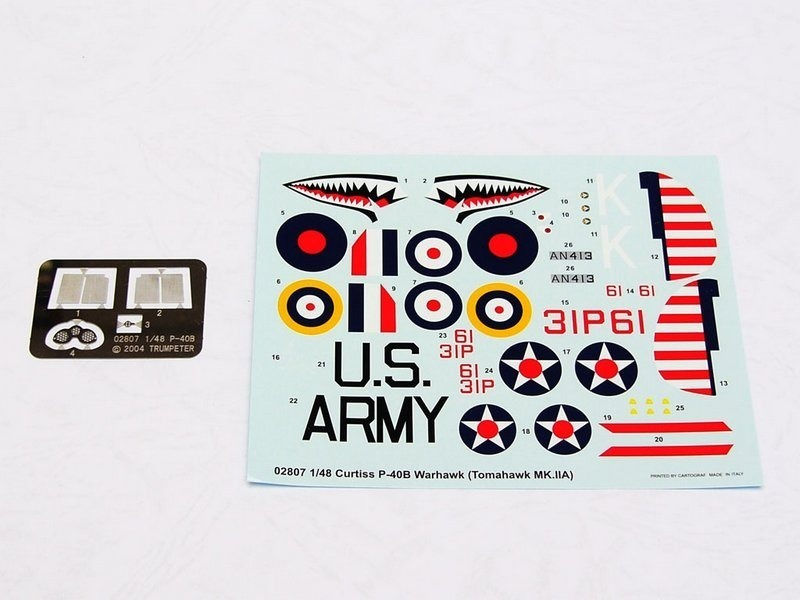 Miniatura: TRUMPETER - TRU02807 -Curtiss P-40B Warhawk - 1/48 - NOVIDADE!