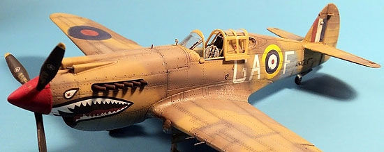 Miniatura: TRUMPETER - TRU02807 -Curtiss P-40B Warhawk - 1/48 - NOVIDADE!