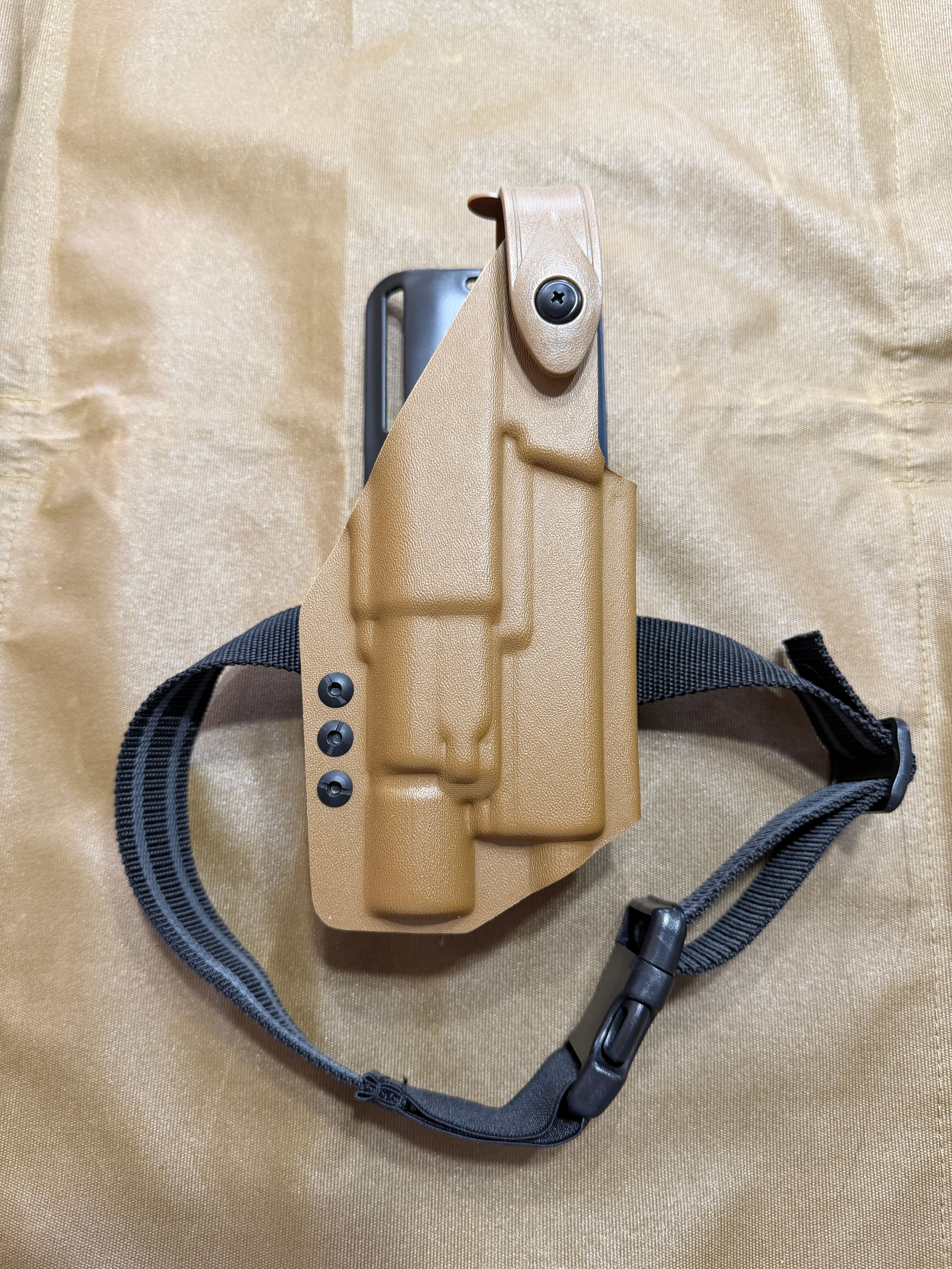 Glock X300 Coyote Safariland QD Holster