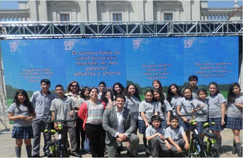 Los Padres pueden ser protagonistas: La Economía y la felicidad de los niños.