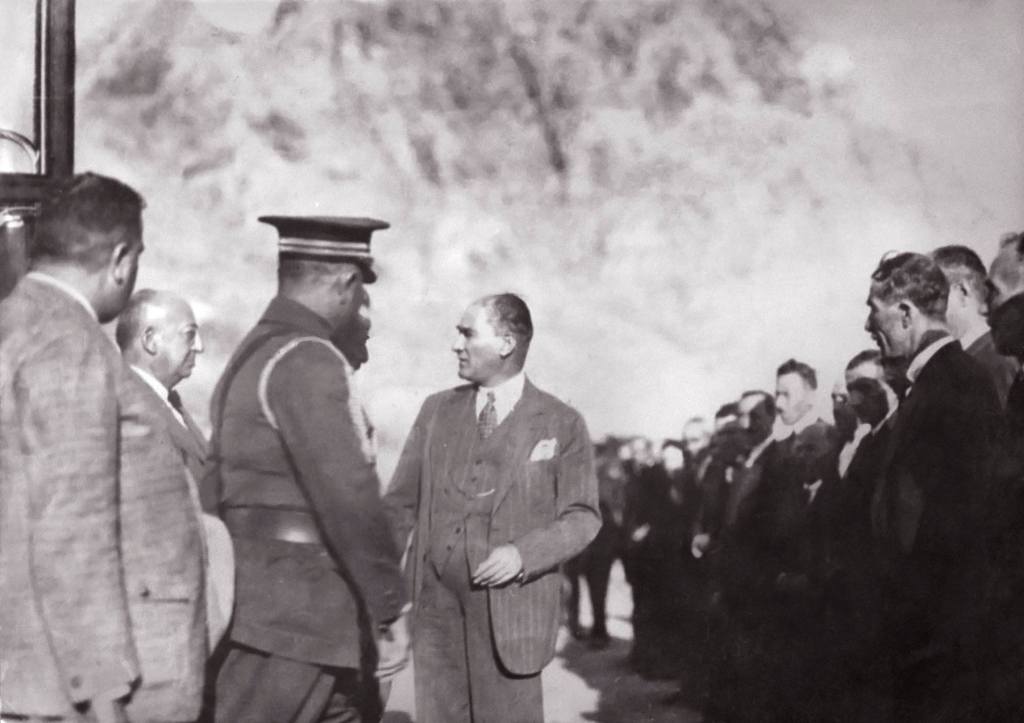 Atatürk Amasya Garı’nda, 18 Eylül 1928