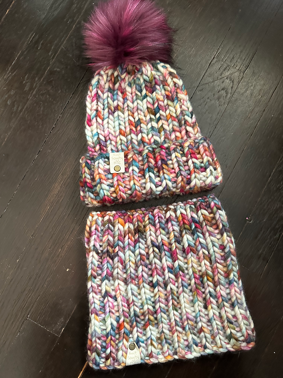 Thumbnail: **Set** Luxury Merino Wool Super Bulky Hat and Cowl Set - Molino