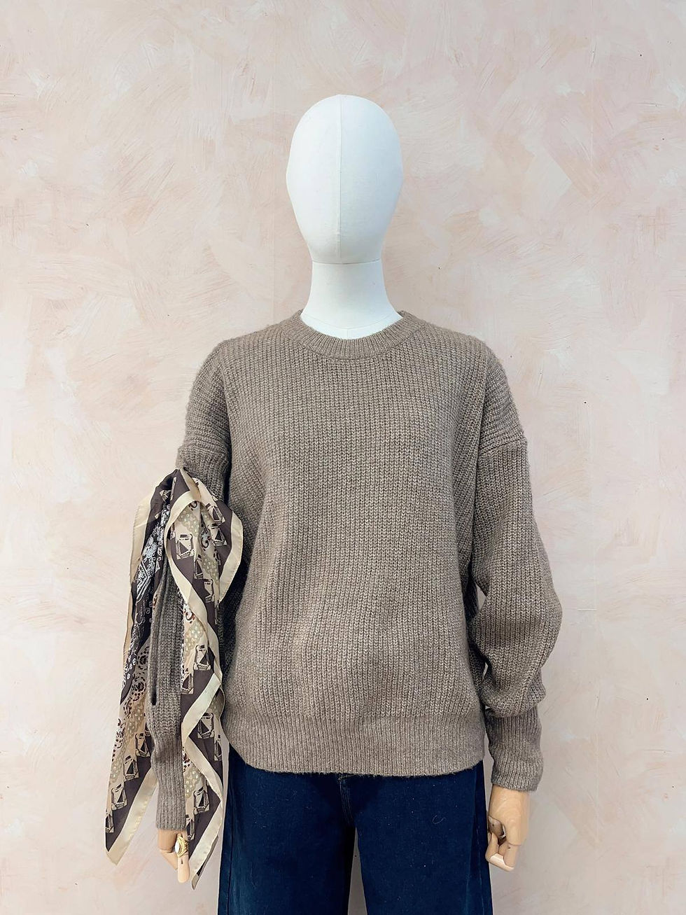 pull-manche-longue-avec-foulard_camel_68937ccb525c8