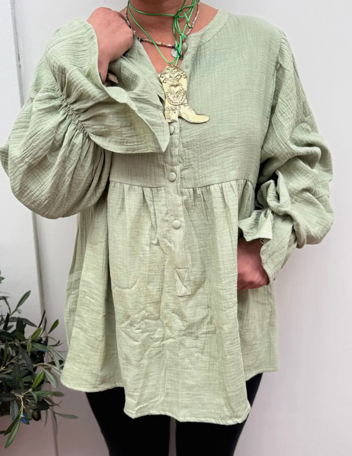 Limited Musselinbluse Pistazie