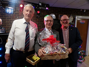 100_0426 mike hamper small.jpg