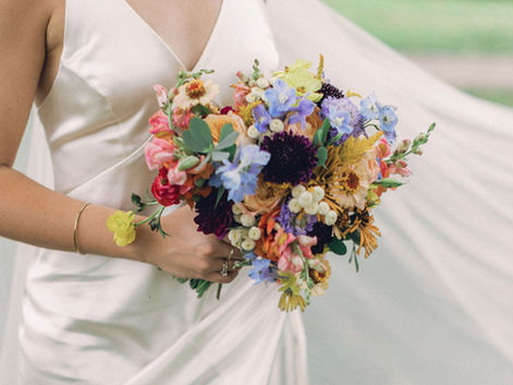 Creating the Perfect Wedding Color Palette: A Step-by-Step Guide for Pittsburgh Couples