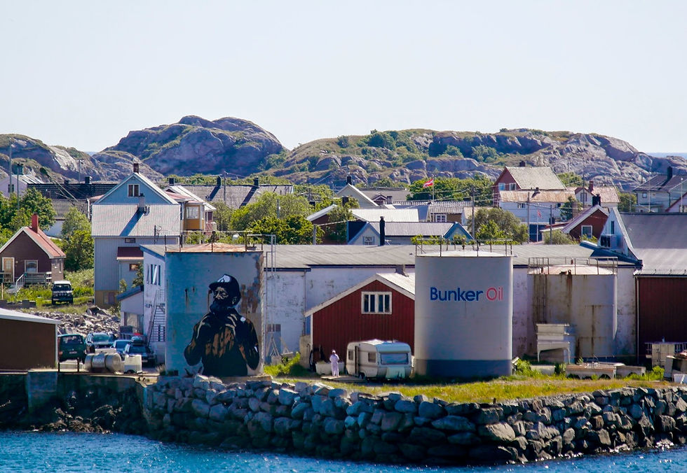 Picture taken from a distance of "The Fisherman 2014" is transformed into an oil worker.
