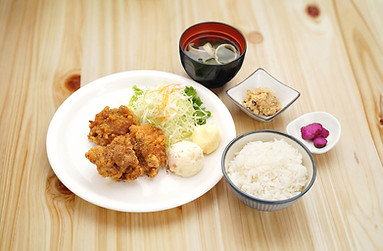 やみつき!ケイジャンスパイスザンギ定食.jpg