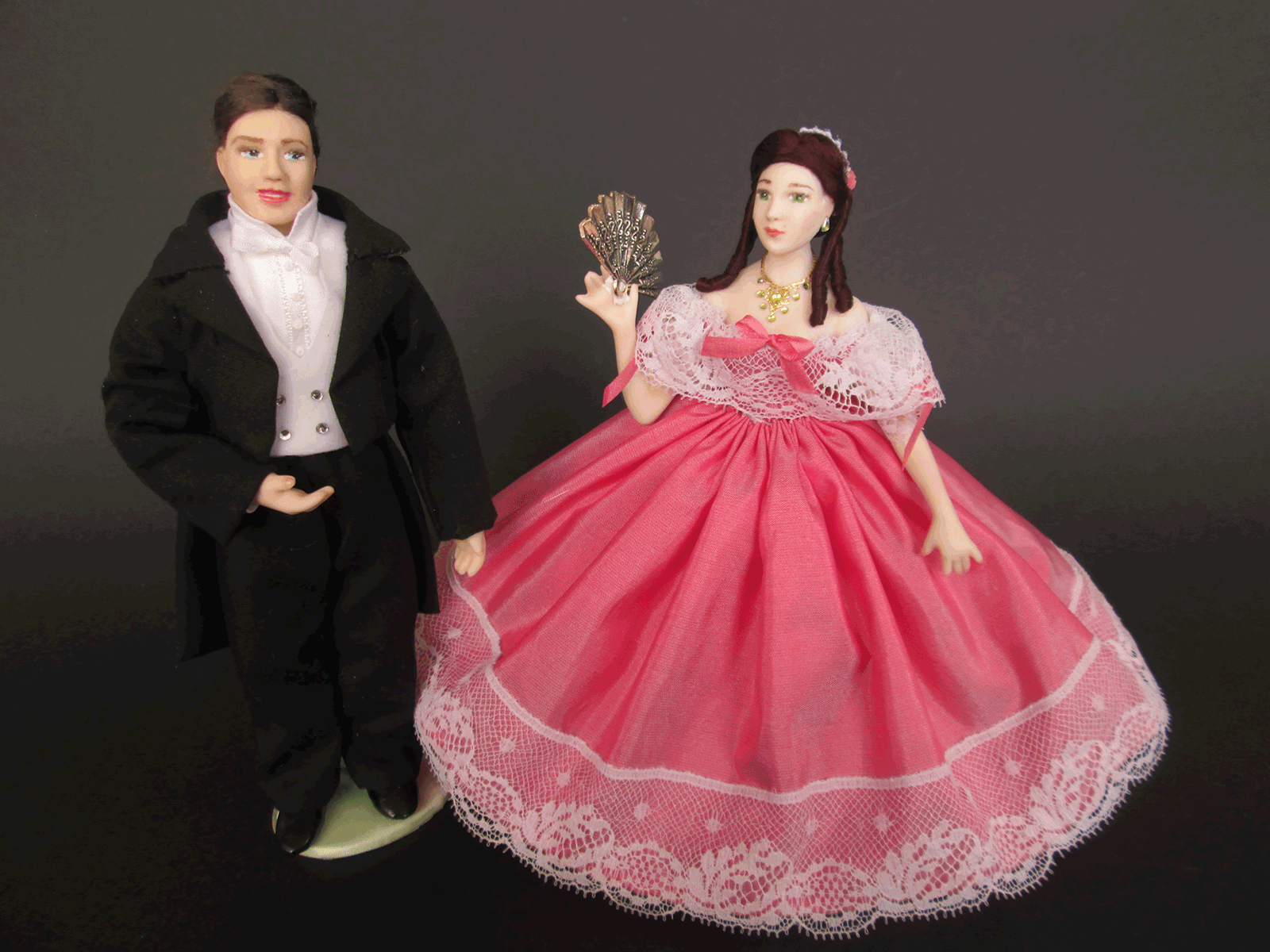 1_12th-scale-miniature-1860-doll-by-paol