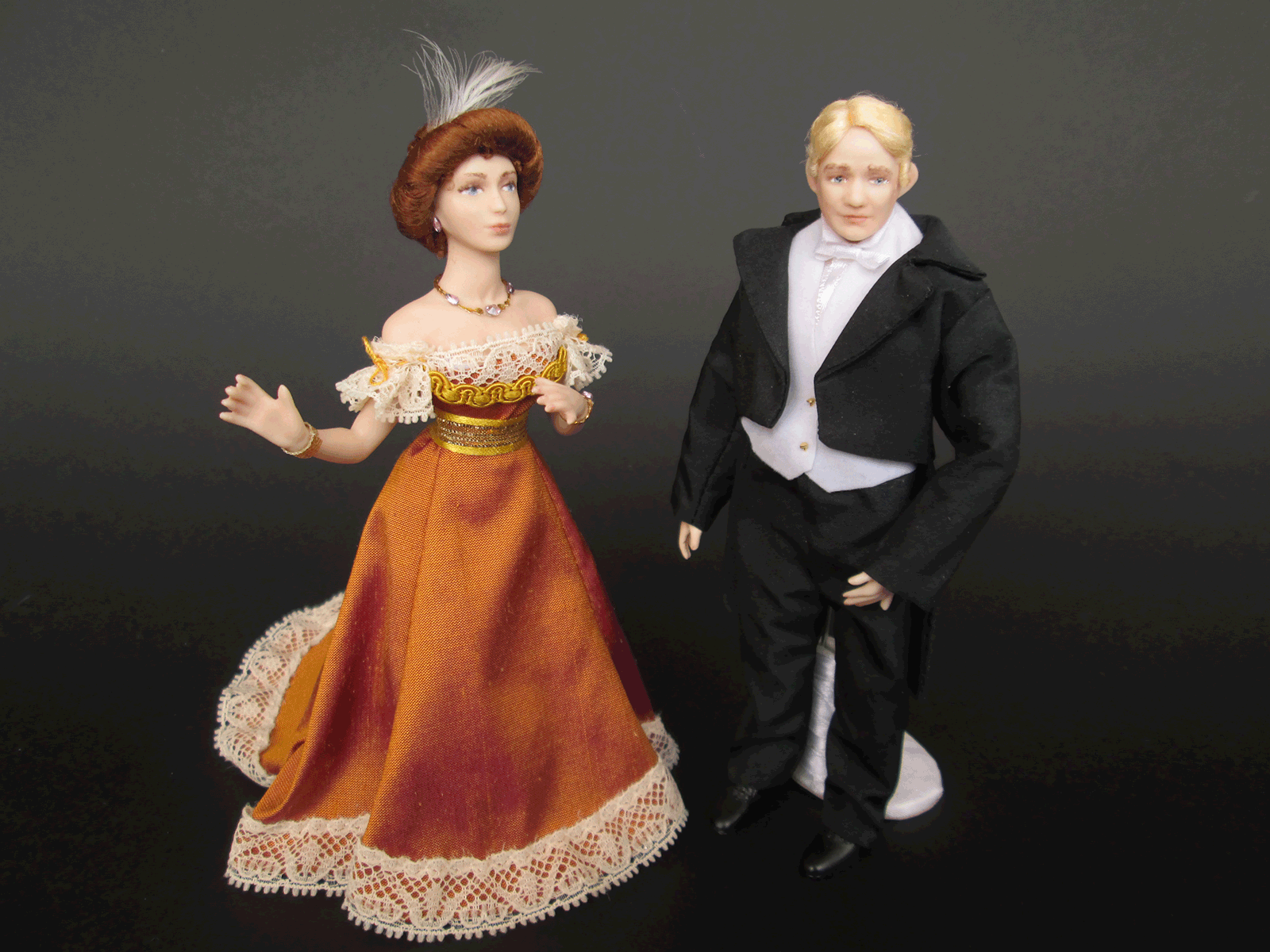 1_12th-scale-miniature-1900-doll-by-paol