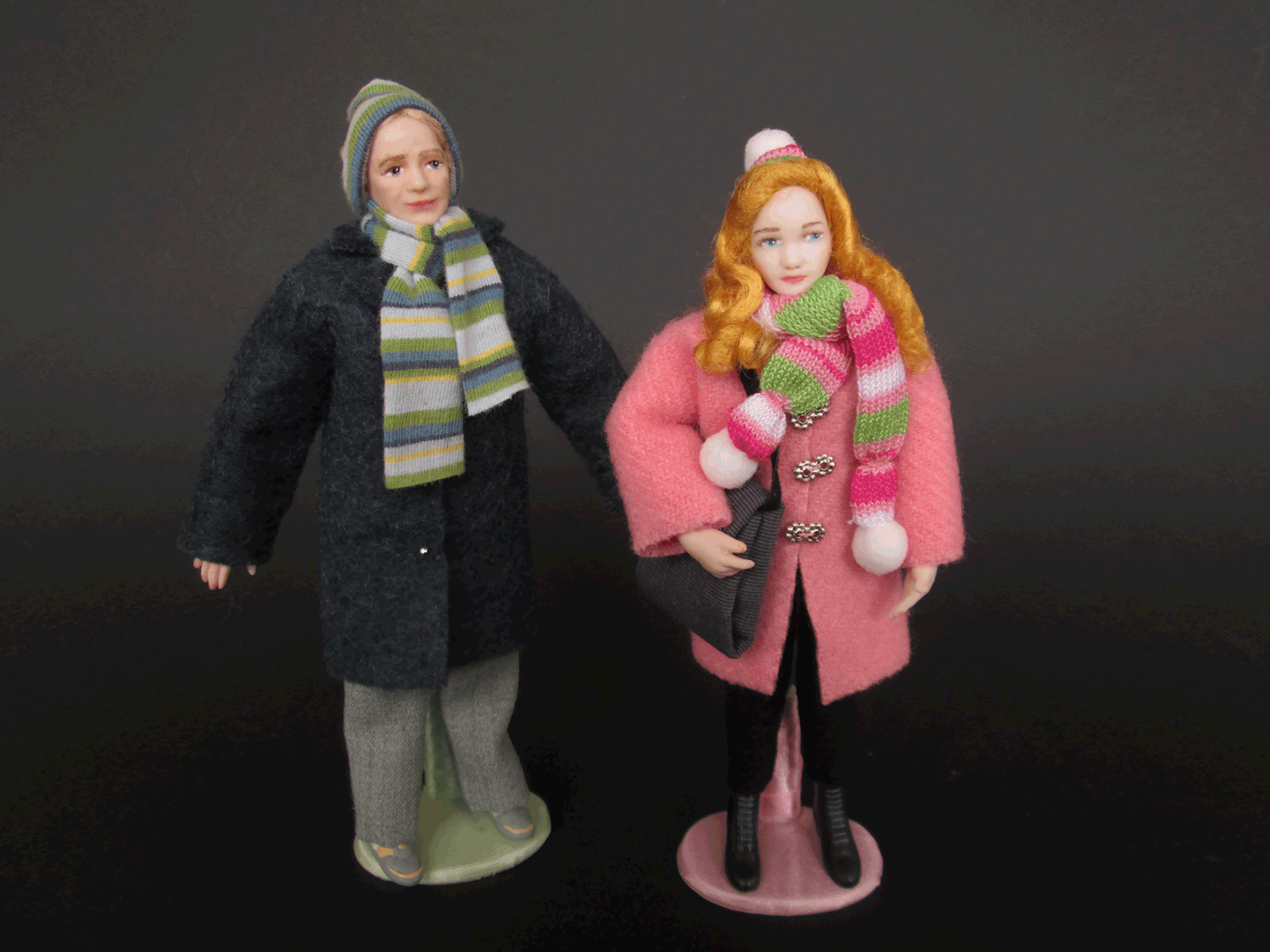 1_12th-scale-miniature-modern-doll-by-pa